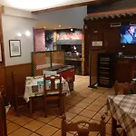 Hostal Jaime I Πανσιόν Χουέσκα