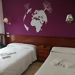 Hostal Jaime I Πανσιόν Χουέσκα